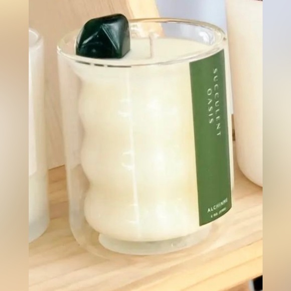 Luxury Wiggle Candle - Picture 2 of 7